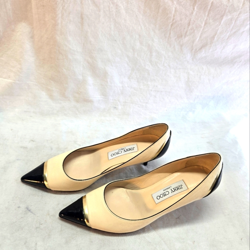 Jimmy Choo Women's 37 Kitten Pumps Cream Black Cap Toe Pointed Low Heels - Picture 3 of 5